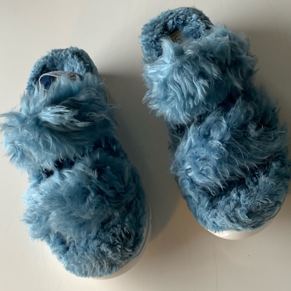 UGG Fluff Sugar Sandal 12 - Picture 3 of 9